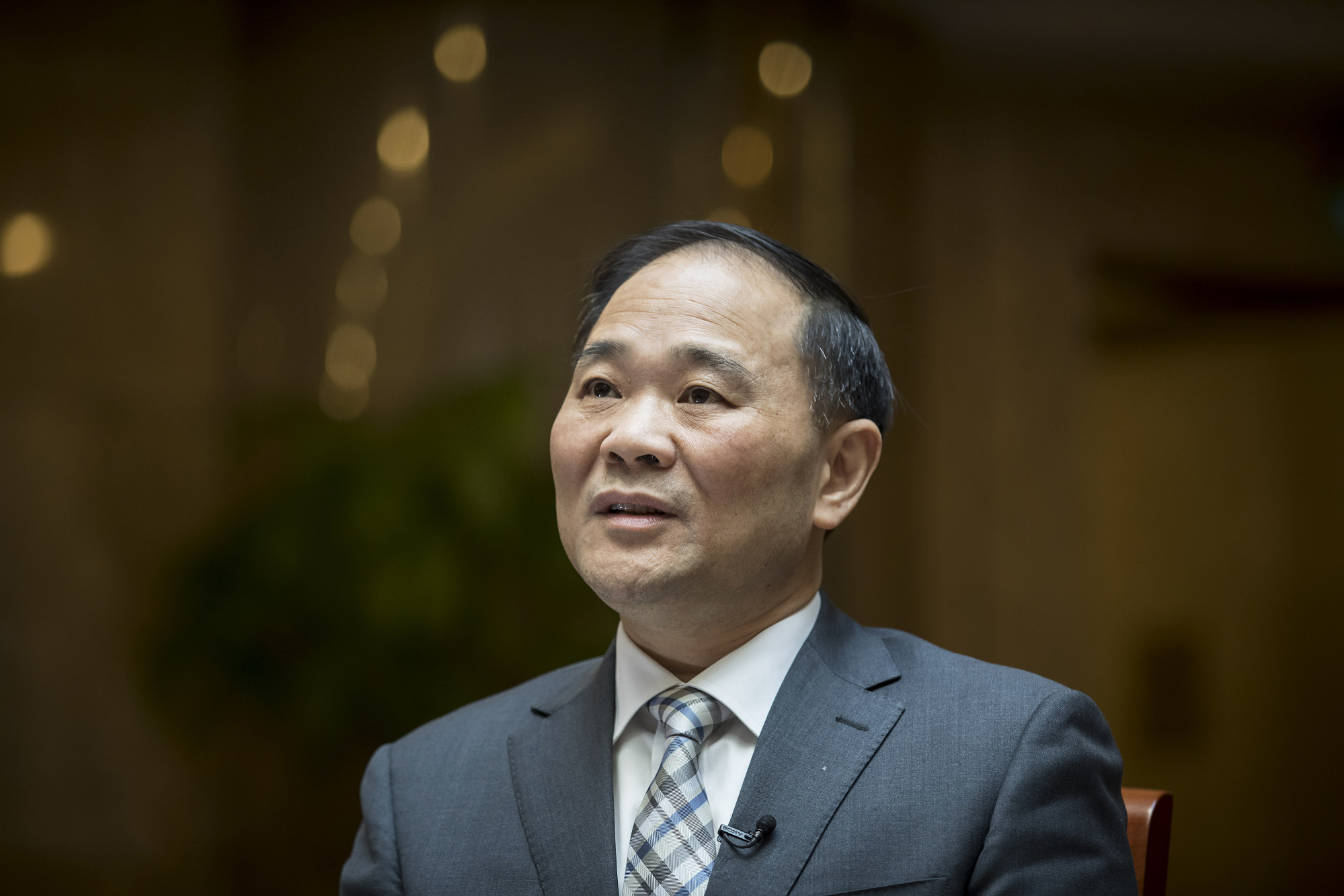 吉利汽车董事长:简单粗暴价格战 是造假售假导火线